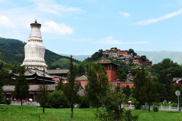 神圣十大名山排行榜前10名