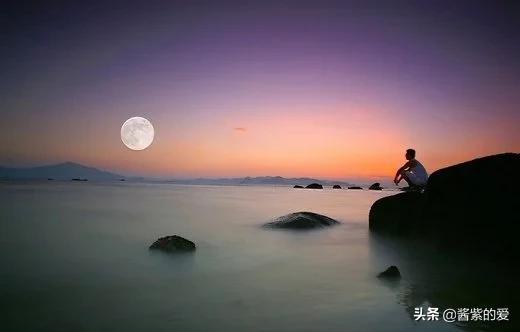 為什么總會想起初戀？
