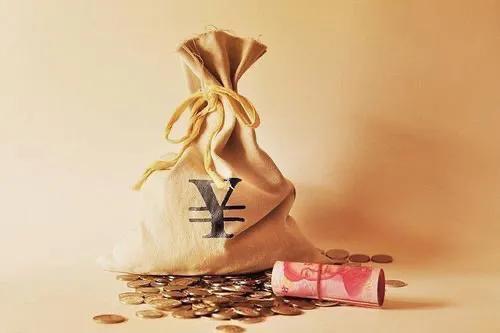 10萬放余額寶一天多少利息