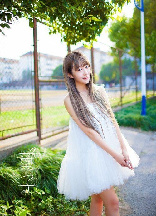 開放美女的微信二維碼
