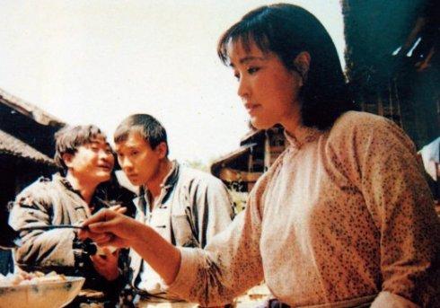 劉曉慶坐了多久的牢