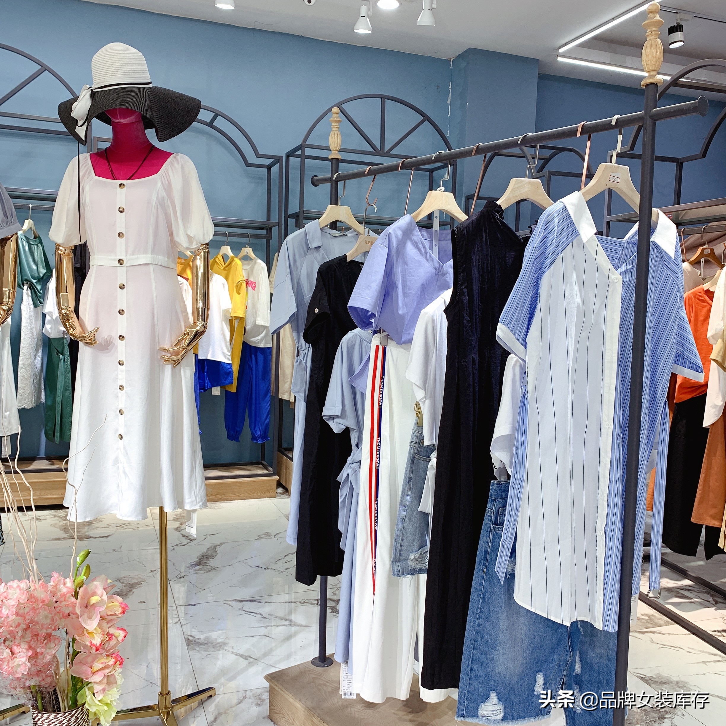 初次開(kāi)服裝店進(jìn)貨技巧