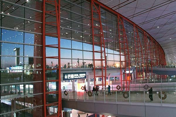 先取登機牌還是先托運