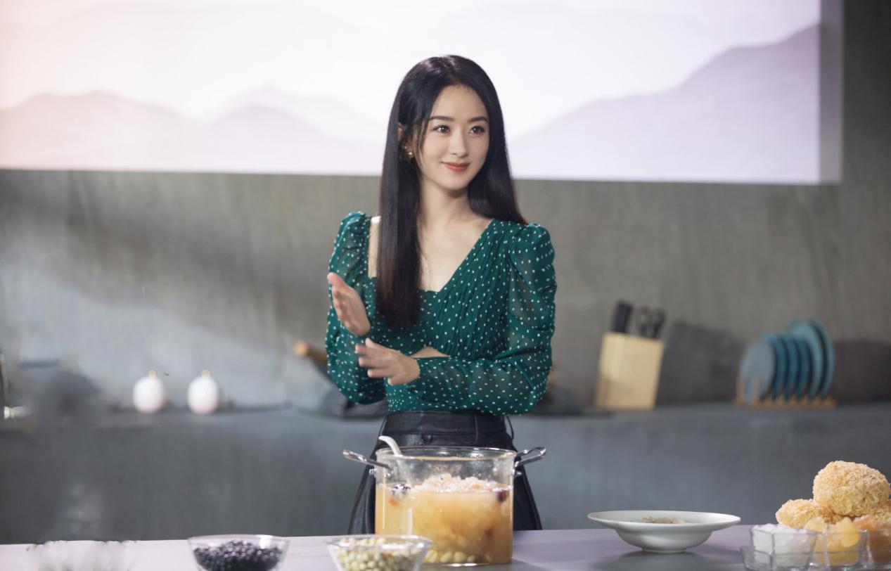 綠色和什么顏色搭配好看