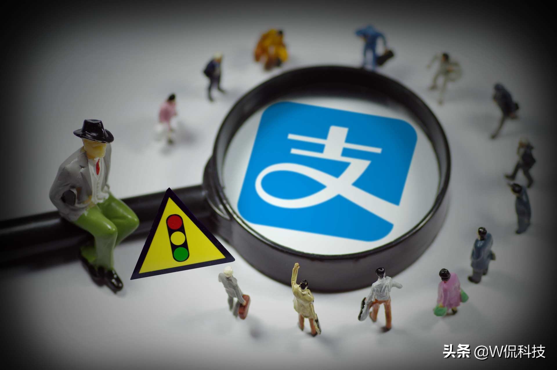 明明支付寶更專業(yè)