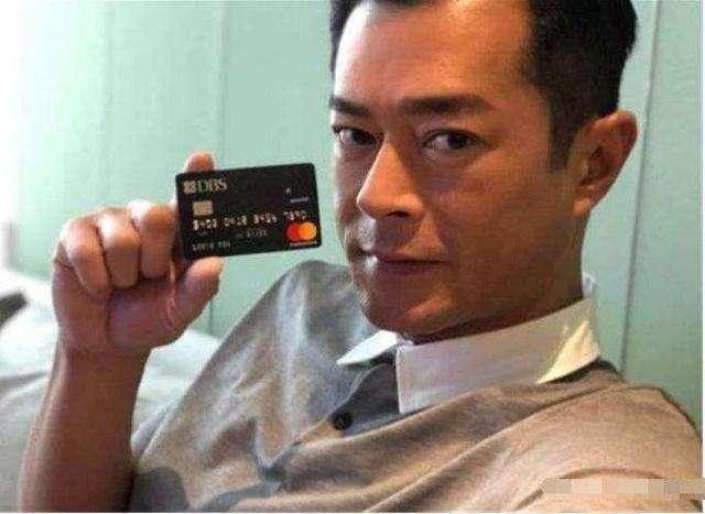 存款達到多少可以辦黑卡