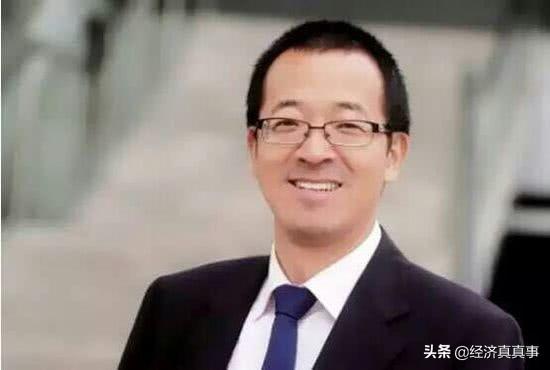 他在互聯網賣課