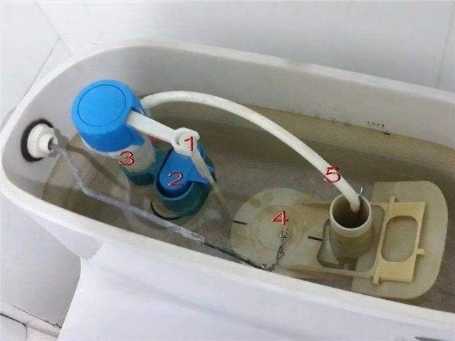 抽水馬桶水箱一直流水