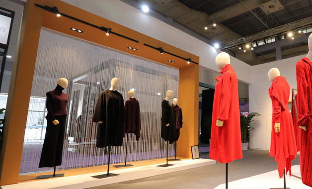 服裝店展示柜