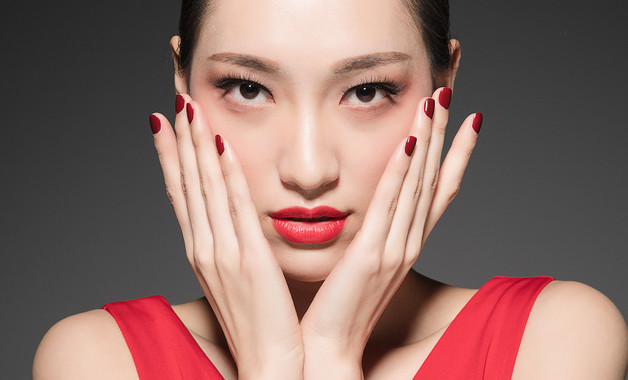 幾步教你輕松使用（美甲金線怎樣用）