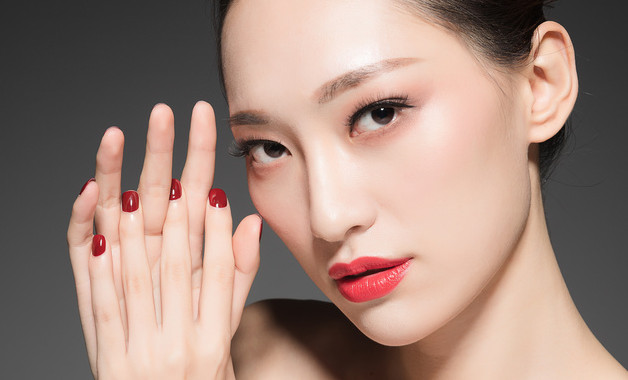 美甲防翹劑什么時候用