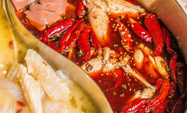 魚(yú)缸里拿魚(yú)操作攻略（元?dú)怛T士魚(yú)缸怎樣拿魚(yú)）