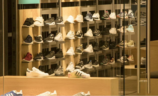 品牌運動鞋加盟店