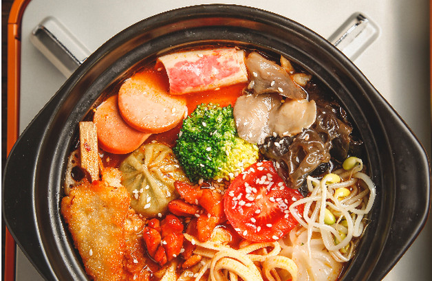 開麻辣燙店