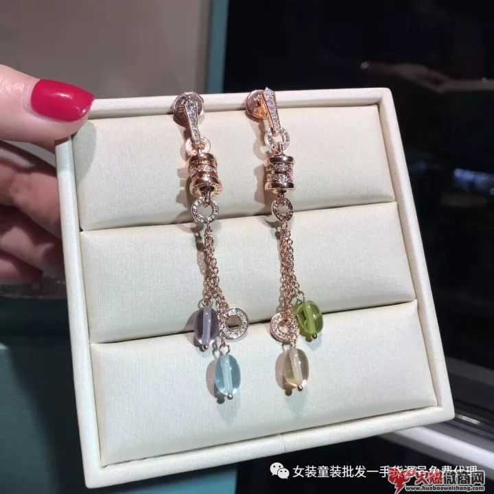 女裝、飾品微商代理一手貨源，廠家批發免費加盟